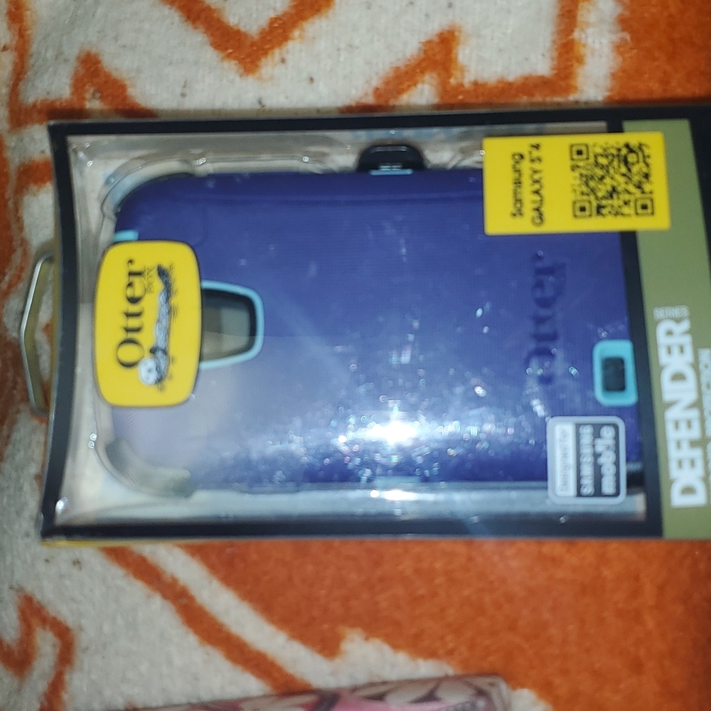 NWT OtterBox Samsung Galaxy S 4